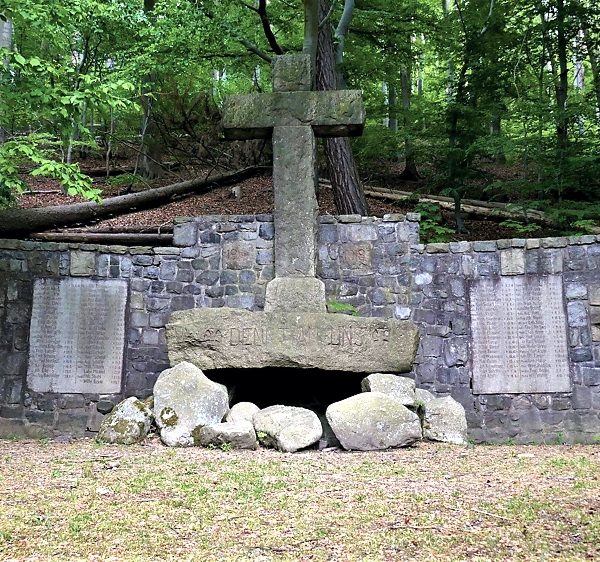 Kriegerdenkmal