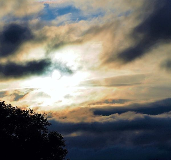 Dunkle Wolken 0506