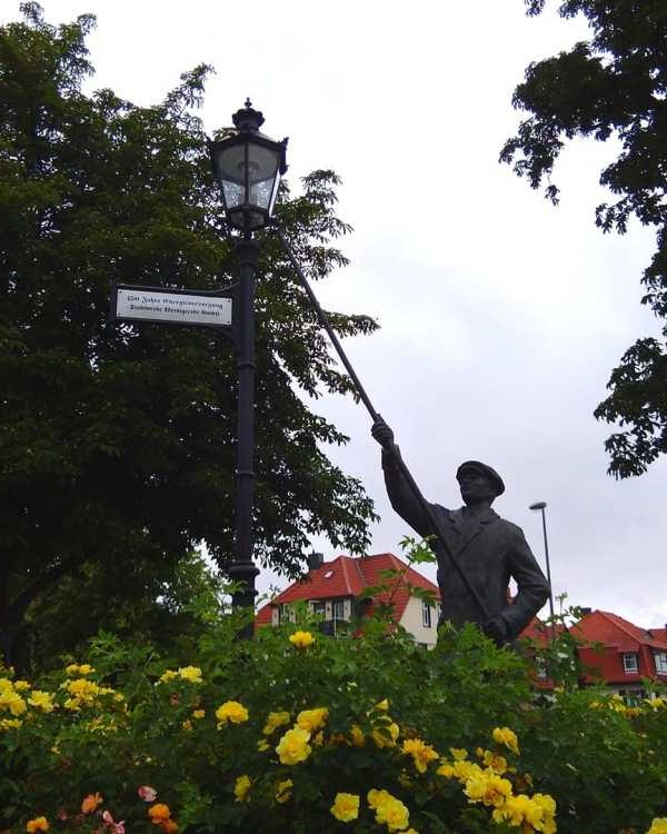 Laternenanzuender am Oelberg WR 20 Juli