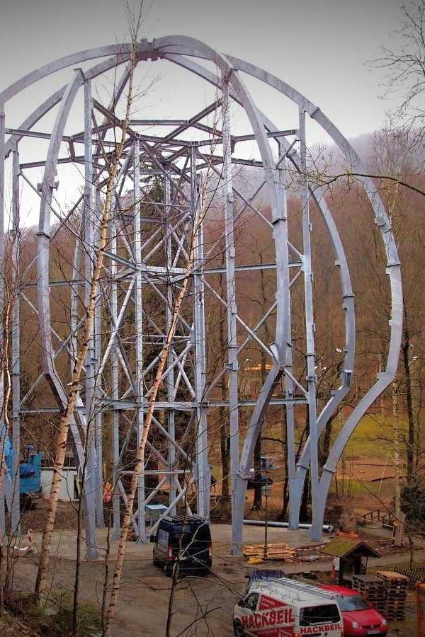 Errichtung des Baumwipfelpfads (2015)